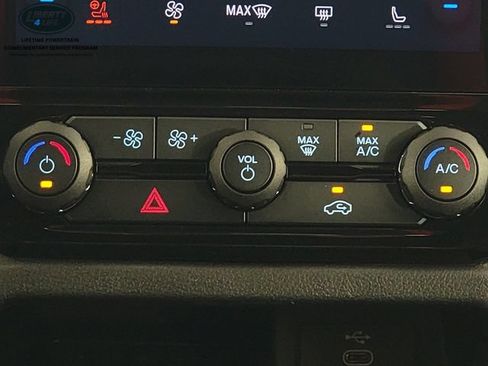 Used 2025 Ford Ranger Raptor AWD/4WD image 24