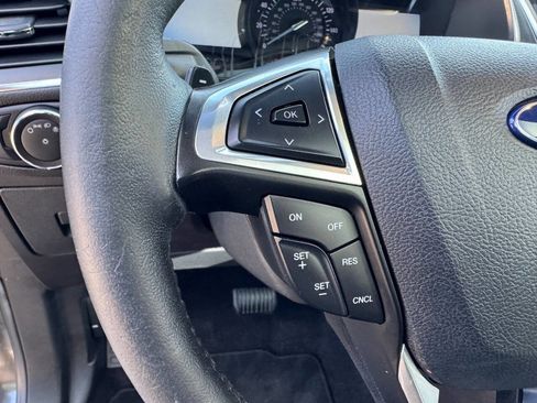 Used 2015 Ford Edge Titanium w/ Equipment Group 301A FWD image 16
