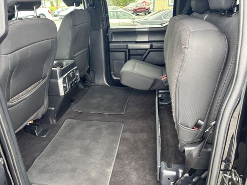 Used 2019 Ford F150 XLT w/ Equipment Group 302A Luxury AWD/4WD image 25