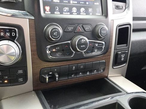 Used 2014 RAM 1500 Laramie AWD/4WD image 24
