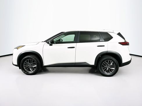 Used 2024 Nissan Rogue S AWD/4WD image 4