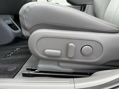 Certified 2025 Hyundai Ioniq 5 SEL image 31