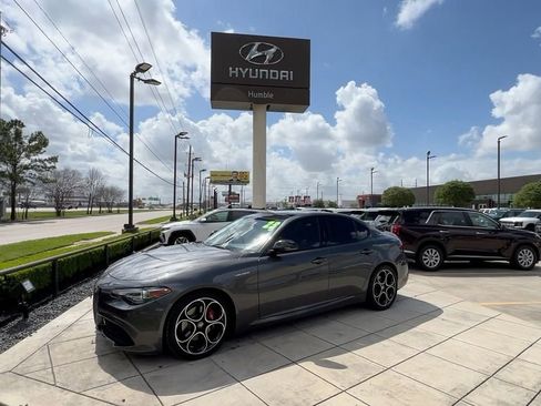 Used 2023 Alfa Romeo Giulia Veloce image 6