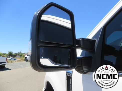 Used 2020 Ford F350 Platinum w/ FX4 Off-Road Package AWD/4WD image 16