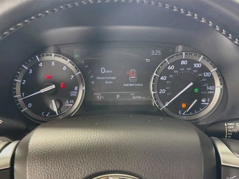 Used 2021 Toyota Highlander Platinum AWD/4WD image 16