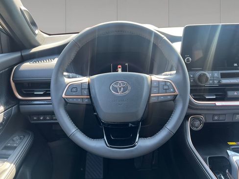 Used 2026 Toyota Grand Highlander AWD Hybrid image 13