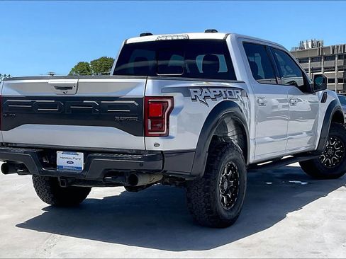 Used 2018 Ford F150 Raptor w/ Equipment Group 802A Luxury AWD/4WD image 22