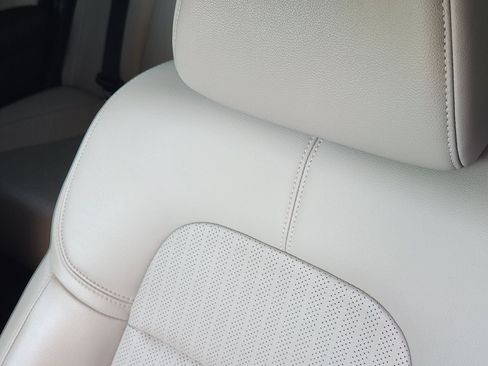 Certified 2022 Honda Civic Touring image 14