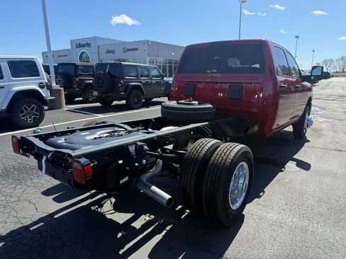New 2026 RAM 3500 Tradesman w/ Chrome Appearance Group A AWD/4WD image 3