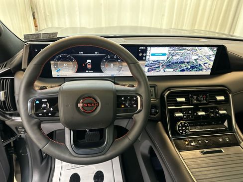 Certified 2025 Nissan Armada PRO-4X w/ Pro-4X Premium Package AWD/4WD image 3