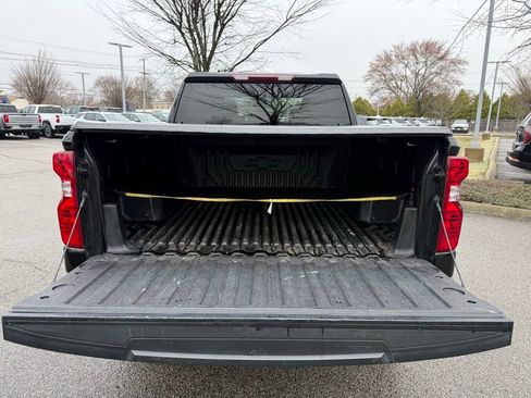 Used 2024 Chevrolet Silverado 1500 LT image 10