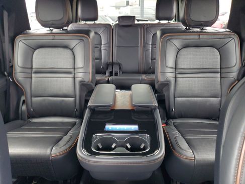 Certified 2023 Lincoln Navigator Black Label AWD/4WD image 19