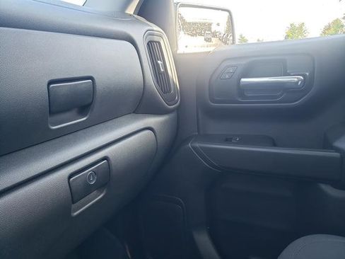 Used 2020 Chevrolet Silverado 1500 Custom w/ Custom Value Package AWD/4WD image 25