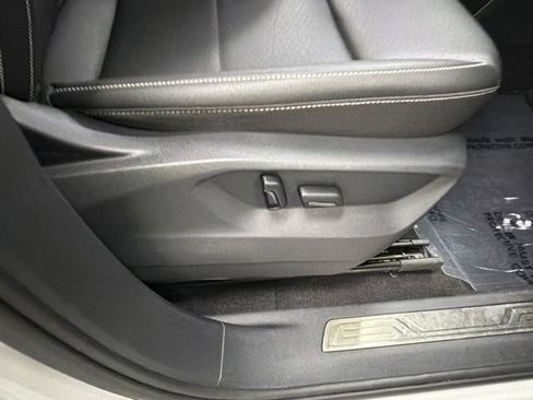 Used 2023 Volkswagen Atlas SEL AWD/4WD image 11