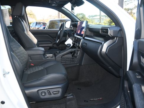 Certified 2025 Toyota 4Runner TRD Sport Premium image 21