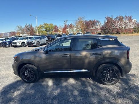 New 2026 Nissan Kicks SR w/ SR Premium Package image 9