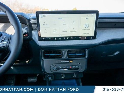 New 2026 Ford Maverick XLT w/ XLT Luxury Package image 8