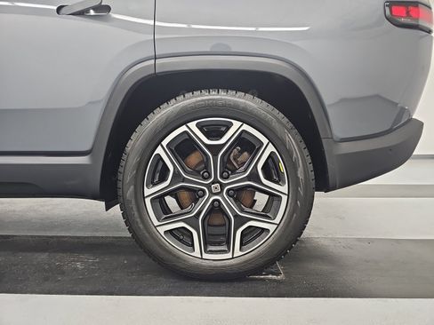 Used 2024 Rivian R1S Adventure AWD/4WD image 10