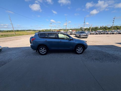 Used 2008 Toyota RAV4 Limited AWD/4WD image 2