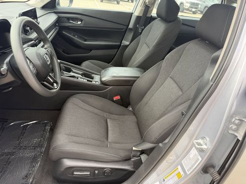 Used 2023 Honda Accord EX image 22