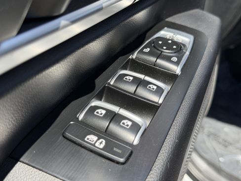 Used 2020 Kia Telluride LX AWD/4WD image 14