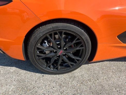 Used 2023 Chevrolet Corvette Stingray Premium Conv w/ Z51 Performance Package image 7