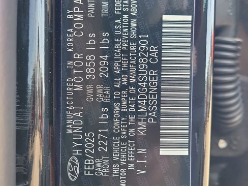 Used 2025 Hyundai Elantra Sport image 28