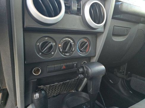 Used 2010 Jeep Wrangler Sahara w/ Trailer Tow Group image 24