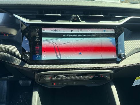 New 2026 Jeep Cherokee Overland image 13