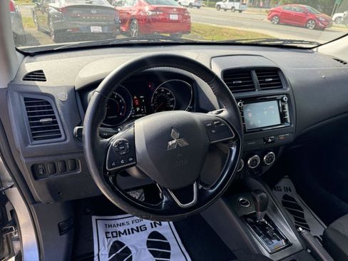 Used 2018 Mitsubishi Outlander Sport ES AWD/4WD image 15