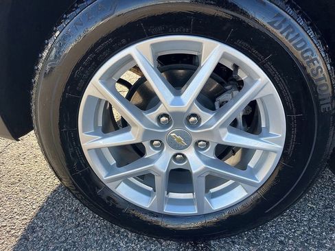 Used 2023 Chevrolet Equinox LT image 10