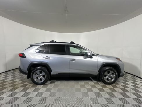 Used 2024 Toyota RAV4 XLE w/ Convenience Package AWD/4WD image 8