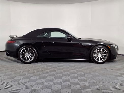 Used 2023 Mercedes-Benz SL 43 AMG w/ Driver Assistance Package image 31