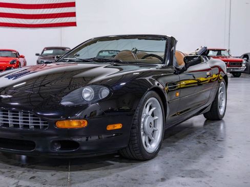 Used 1997 Aston Martin DB7 Volante RWD image 36