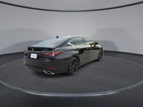 Used 2024 Lexus ES 350 F Sport w/ Accessory Package (Z2) FWD image 8