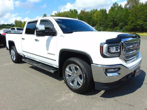 Used 2018 GMC Sierra 1500 SLT AWD/4WD image 42