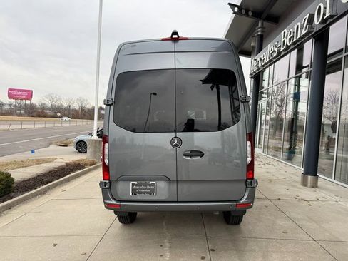 Used 2023 Mercedes-Benz Sprinter 2500 image 6