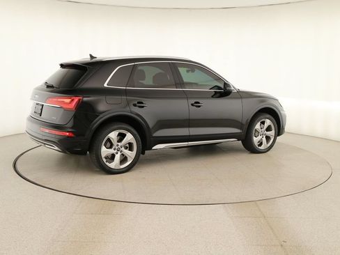 Used 2021 Audi Q5 2.0T Premium Plus w/ Premium Plus Package AWD/4WD image 7