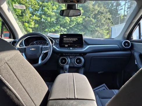 New 2026 Chevrolet Blazer LT w/ Convenience Package FWD image 36