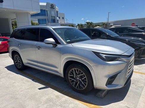 Used 2024 Lexus TX 350 FWD w/ Captains Chair Package image 1