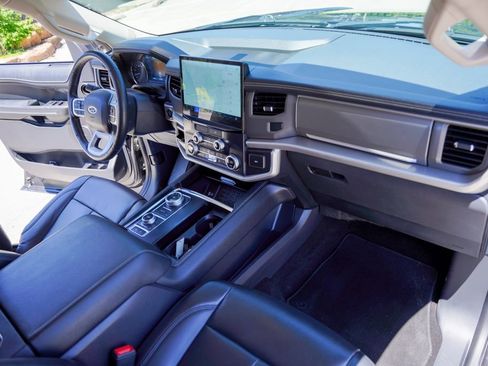 Used 2022 Ford Expedition Max XLT AWD/4WD image 37