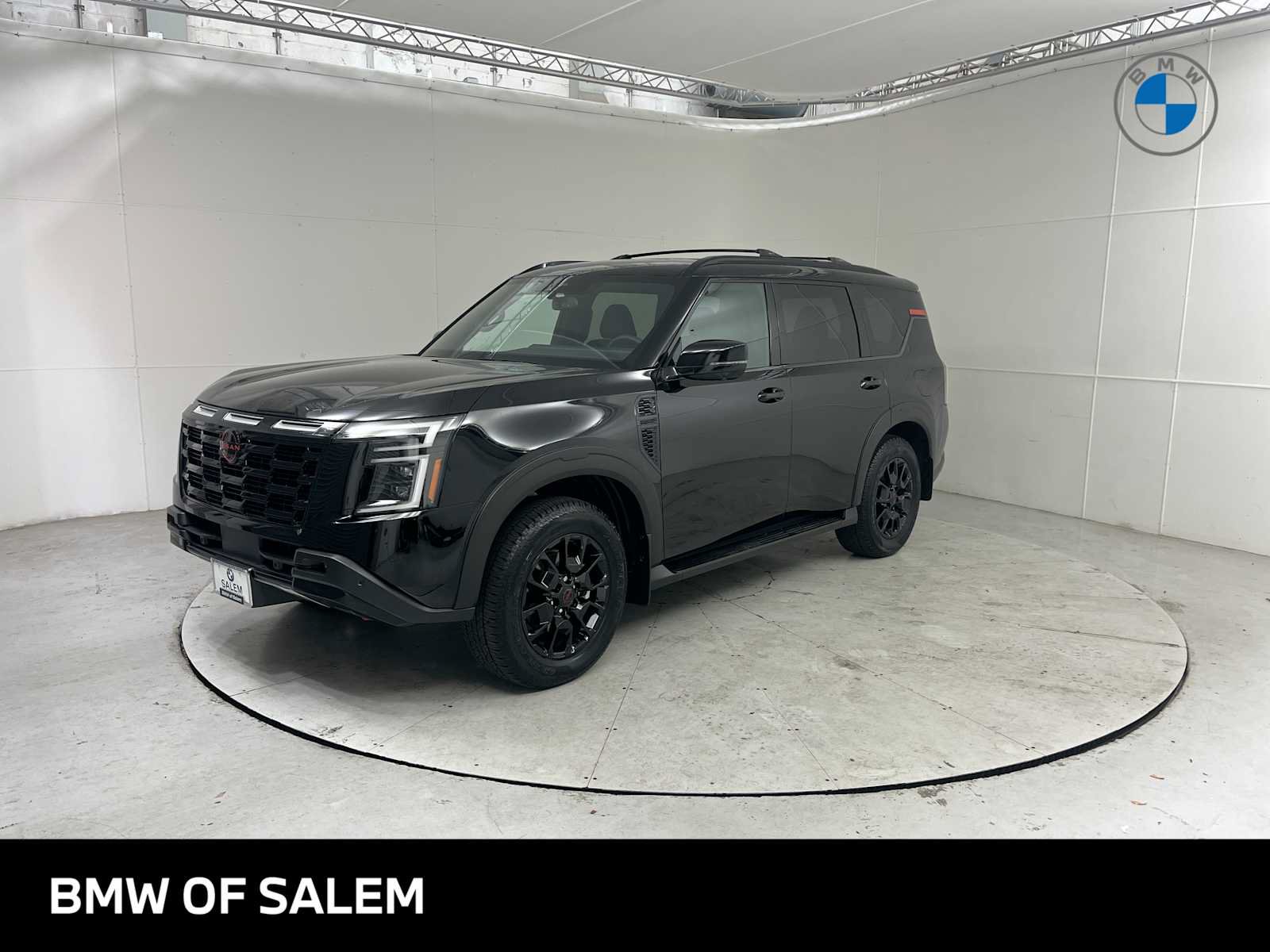 Used 2026 Nissan Armada PRO-4X AWD/4WD image 1