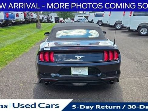 Used 2022 Ford Mustang Premium w/ Equipment Group 201A RWD image 8