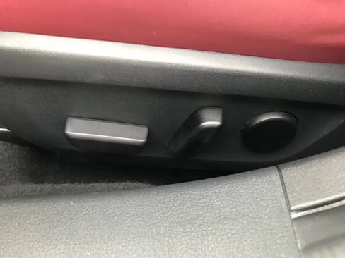 Used 2022 MAZDA MAZDA3 s image 34