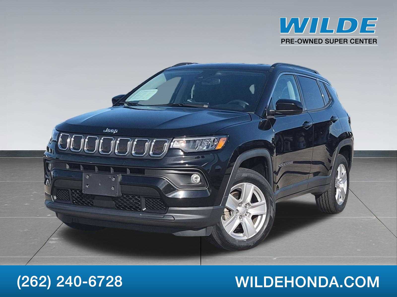 Used 2022 Jeep Compass Latitude w/ Convenience Group AWD/4WD image 1