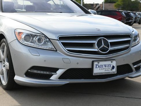 Used 2012 Mercedes-Benz CL 550 4MATIC image 25