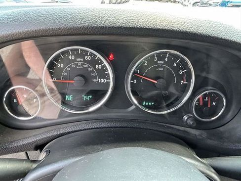 Used 2015 Jeep Wrangler Sport AWD/4WD image 23