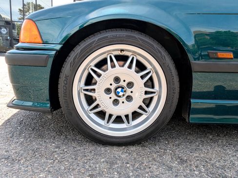 Used 1995 BMW M3 Coupe image 52
