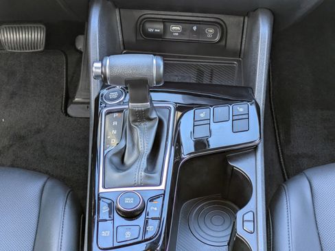 Certified 2023 Kia Sportage EX image 16