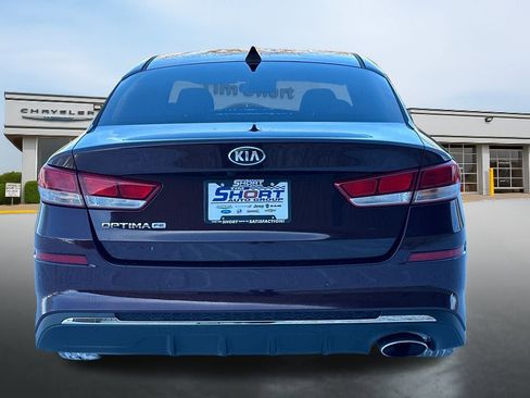 Used 2020 Kia Optima LX image 4